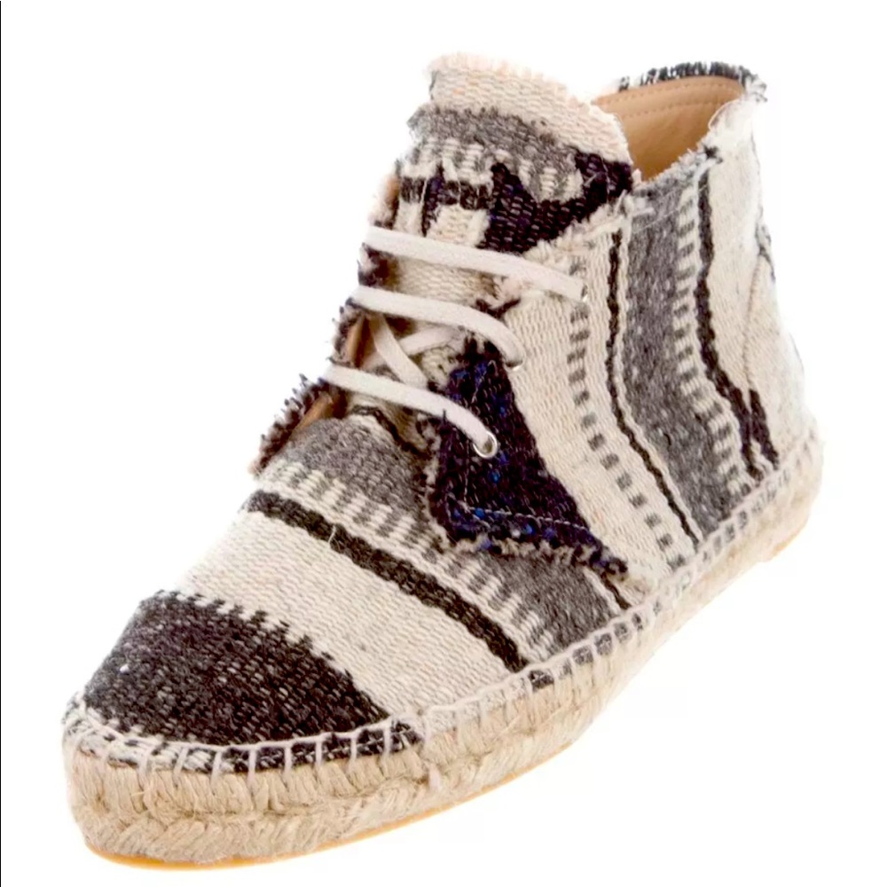 CHANEL Espadrilles!